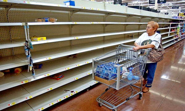 Россиян предупредили о риске пустых полок в магазинах
