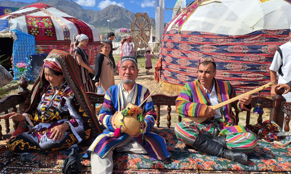Названы самые счастливые регионы Узбекистана