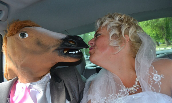 20 очень смешных свадебных фото